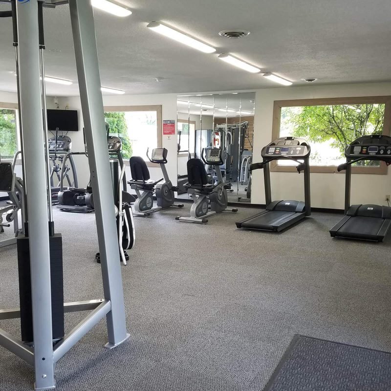 3-Copy-of-get-the-healthy-lifestyle-you-deserve-in-our-fitness-center-6413940