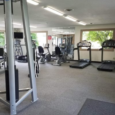 3-Copy-of-get-the-healthy-lifestyle-you-deserve-in-our-fitness-center-6413940