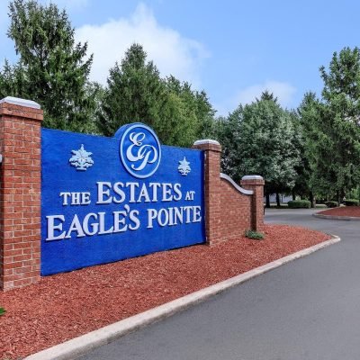 live-at-the-center-of-modern-conveniences-at-the-estates-at-eagles-pointe-2064763